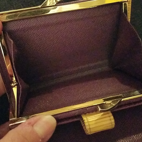 LV Epi Wallet - Picture 6 of 8